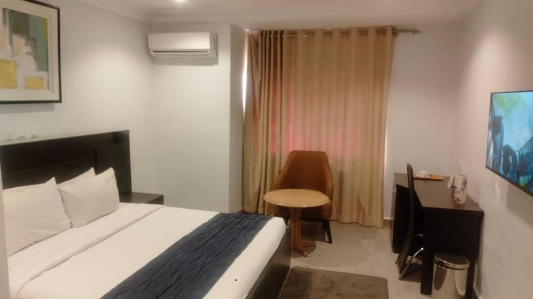 Jades Hotel Wupa Екстер'єр фото